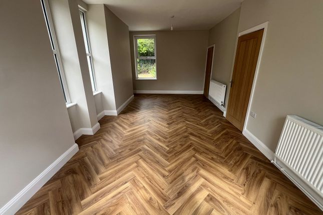 19, Morgans Terrace, Neath photo 4