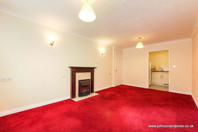 9 Abbey Court, Abbey Road, Chertsey photo 3