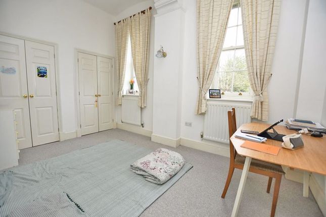 Flat for sale in St. Andrews Park, Tarragon Road, Maidstone