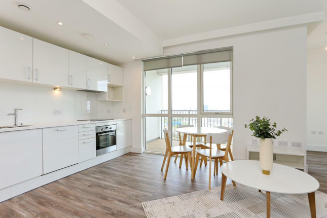 Flat for sale in Silvertown Way, Canning Town, London