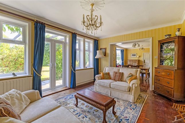 10, Oak Lane, Devizes photo 2