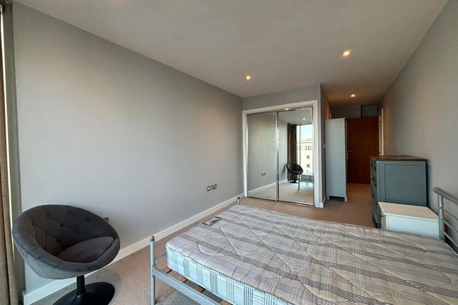 103 Glasshouse, 3, Canal Square, Birmingham photo 4