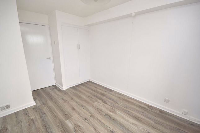 34, St. Keyna Court, BRISTOL photo 5