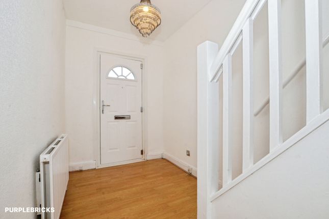 52, Montrose Avenue, Edgware photo 4