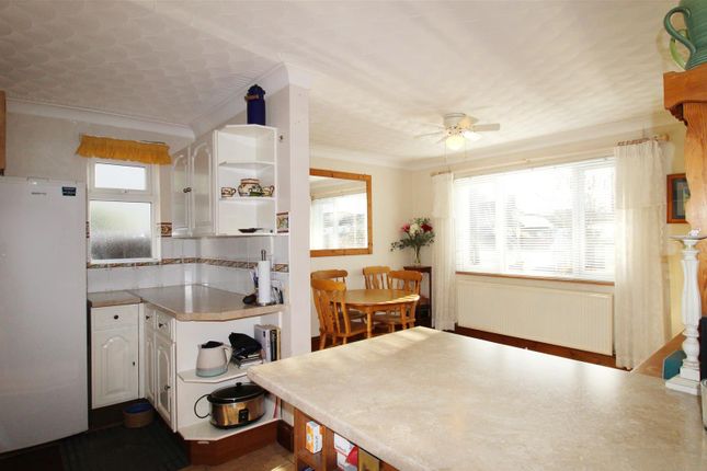 160 Bridge Road photo 4
