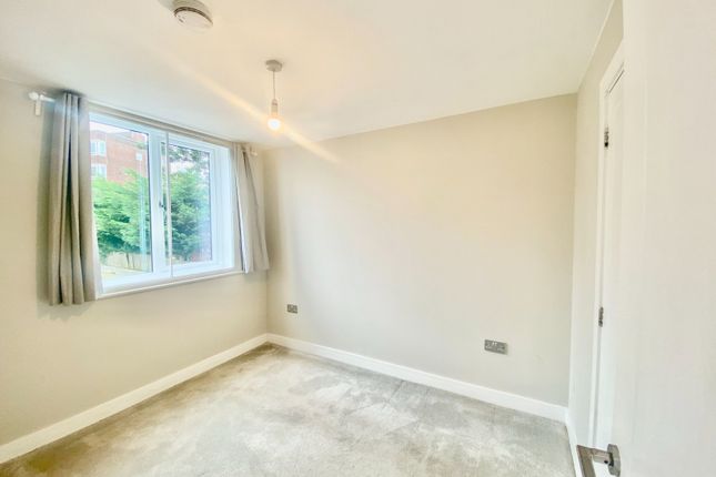Flat 5, 9 Mellor Road, Cheadle photo 5