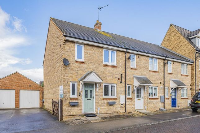 Thumbnail Semi-detached house for sale in Banbury, Oxfordshire