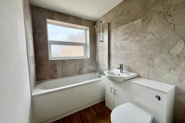 62, Park Street, CHESTERFIELD photo 5