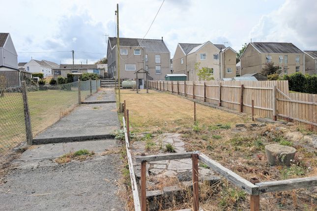 103, Gwilym Road, Cwmllynfell photo 4