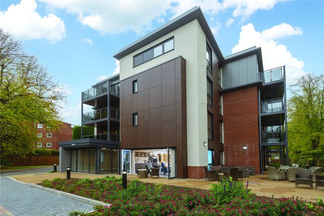 Thumbnail Flat for sale in Hampton Lane, Solihull, West Midlands