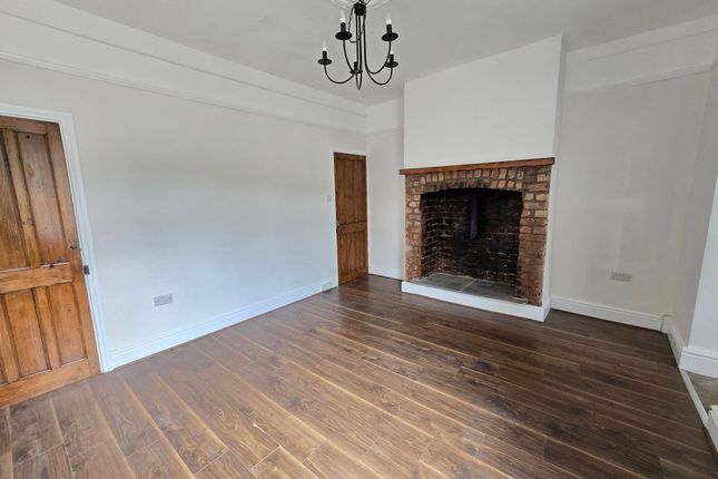 32 Brien Avenue, Altrincham photo 3