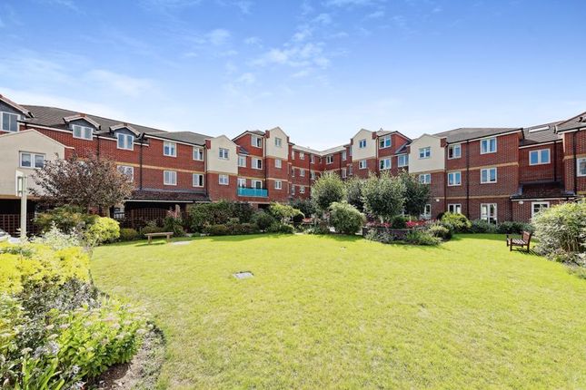 Flat for sale in Richmond Court, Herne Bay