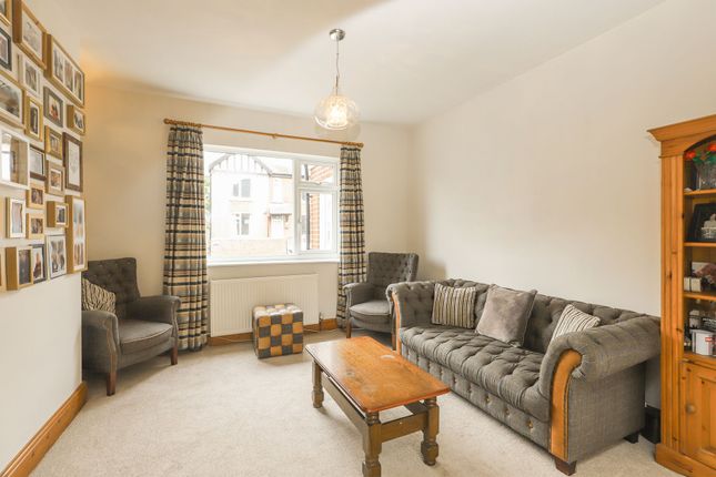 106 Wales Road, Sheffield photo 4