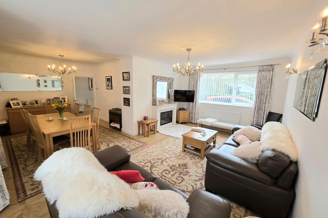 Pankina Bungalow Maesteg Road, Port Talbot photo 3
