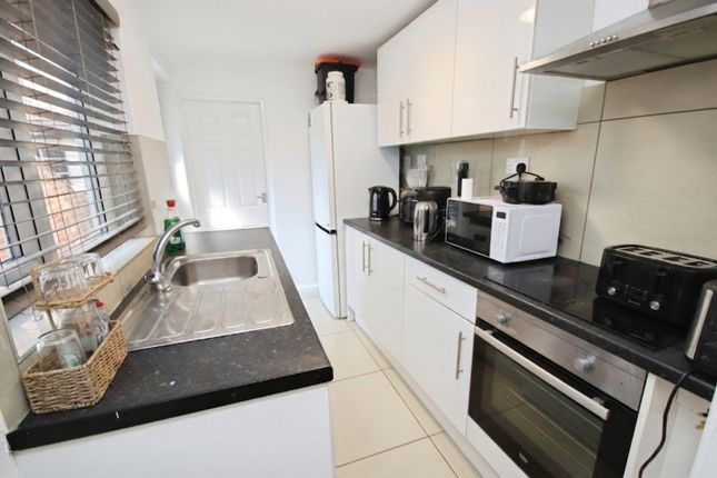 81, Cross Street, Lincoln photo 2
