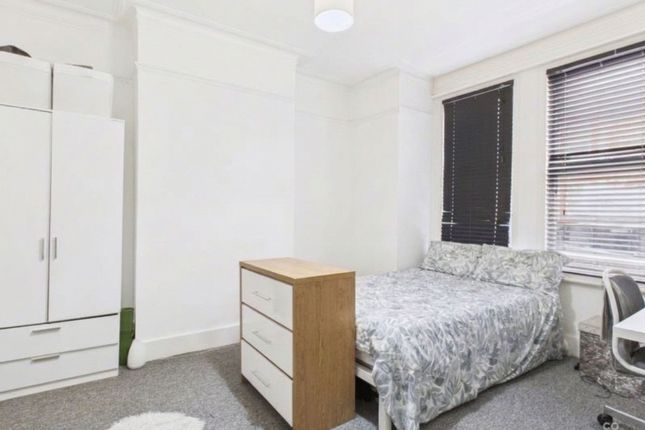 5 Bedroom Terraced in BN2 3PD