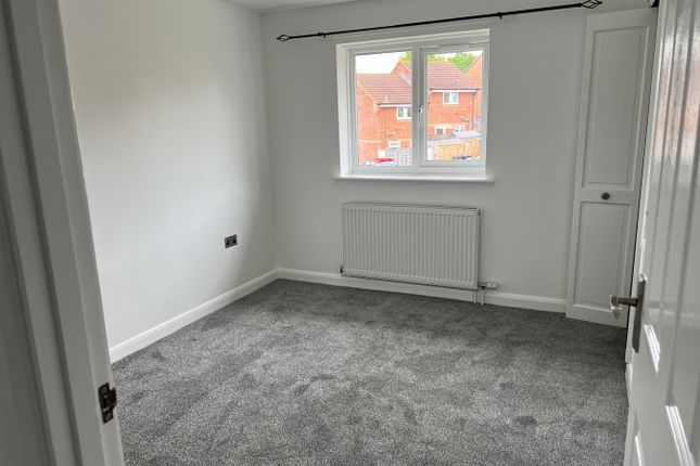 5 Biddiscombe Close, Bridgwater, Somerset photo 4