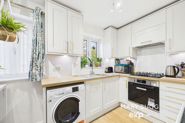 2, Binley Road, Chelmsford photo 2