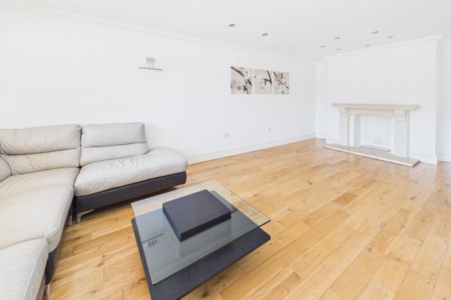 55, George Green Road, Buckinghamshire photo 2