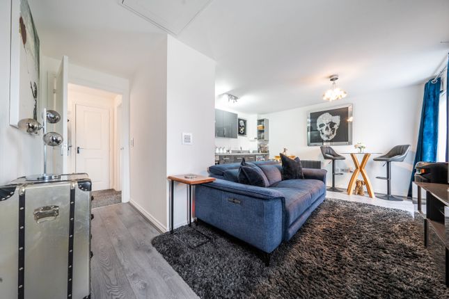 101, Shard End Crescent, Birmingham photo 4