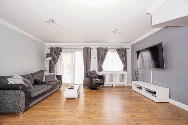 1, Moorhen Close, St. Leonards-on-sea photo 3