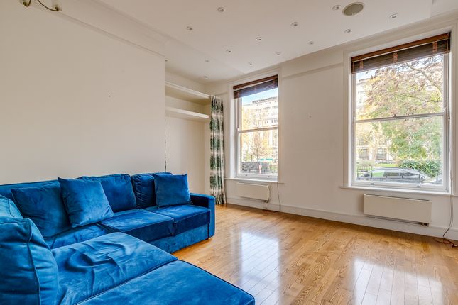 Flat to rent in Bloomsbury Square, London