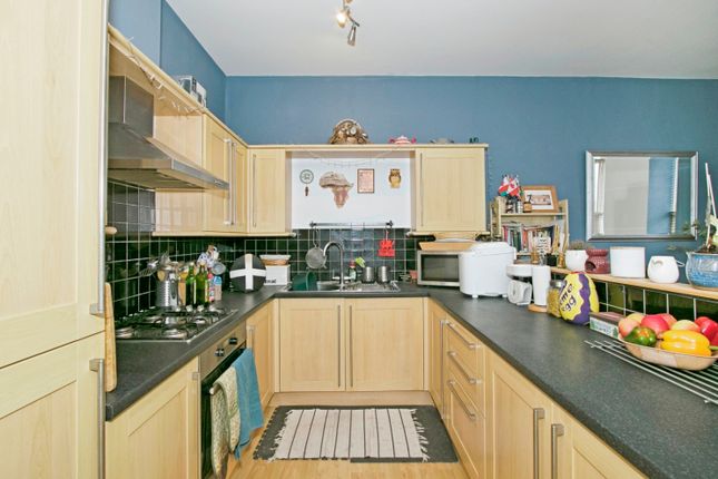 Flat for sale in Gweal Pawl, Redruth, Cornwall