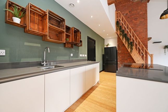 21 Birch Landing, Horseman Square, Sheffield photo 3