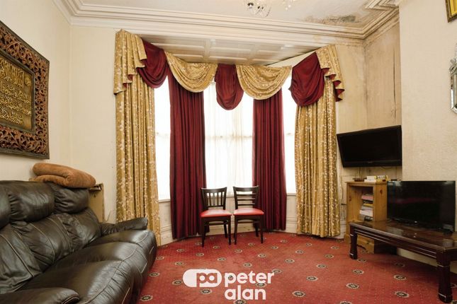 59, Mackintosh Place, Cardiff photo 3