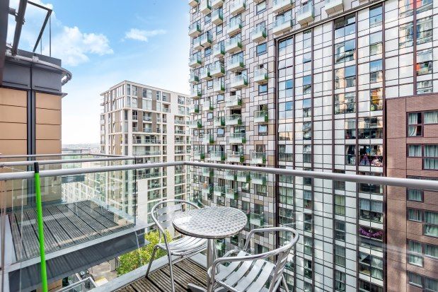 Flat to rent in 37 Millharbour, London