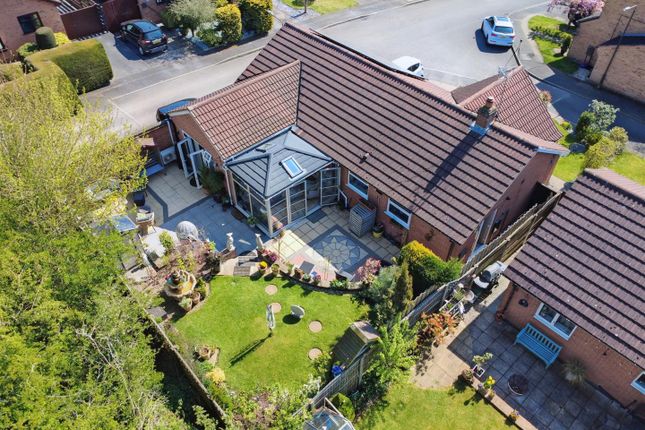 15, Larch Drive, Nottingham photo 2