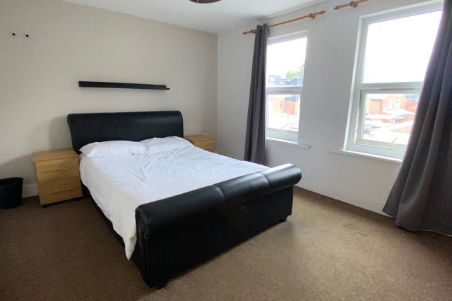 Thumbnail Room to rent in St. Edwards Road, Earley, Reading