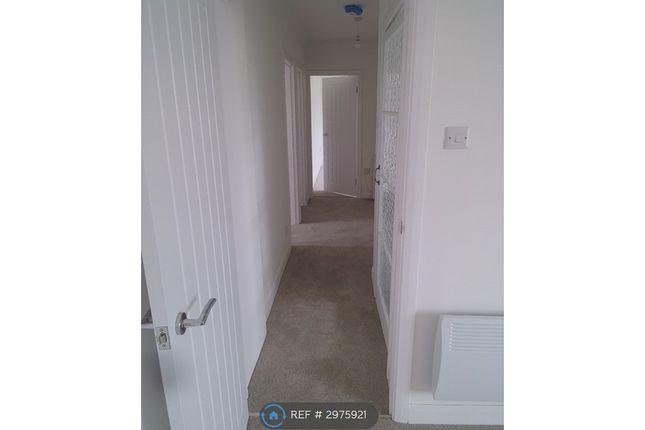 Cavendish Square, Longfield photo 4