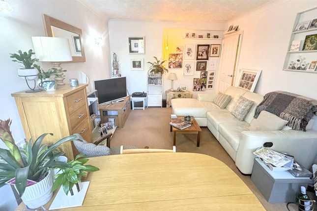 Flat 11, Sorrento Court, Wake Green Road, Birmingham photo 4