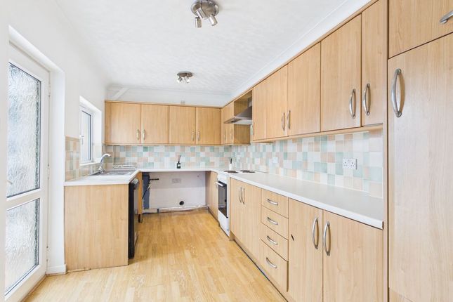 107, Dracaena Avenue, Falmouth photo 2