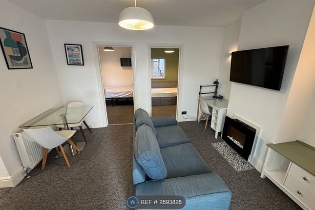 Windsor Close, Exeter photo 2