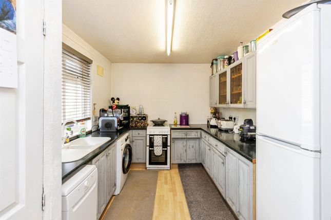 44, St. Pauls Avenue, Bradford photo 4