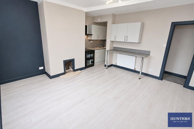 4, Chapel Street, Bradford photo 4