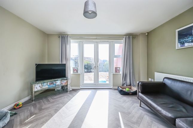 25, Charnos Street, Ilkeston photo 2