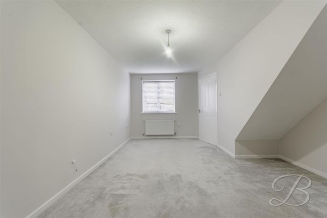 Primrose Way, Sutton-In-Ashfield photo 4