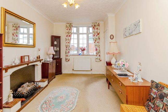 196, Hednesford Road, Cannock photo 3