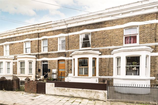 Flat for sale in Ferndale Road, Brixton