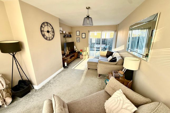Bellasis Grove, Hartlepool photo 2