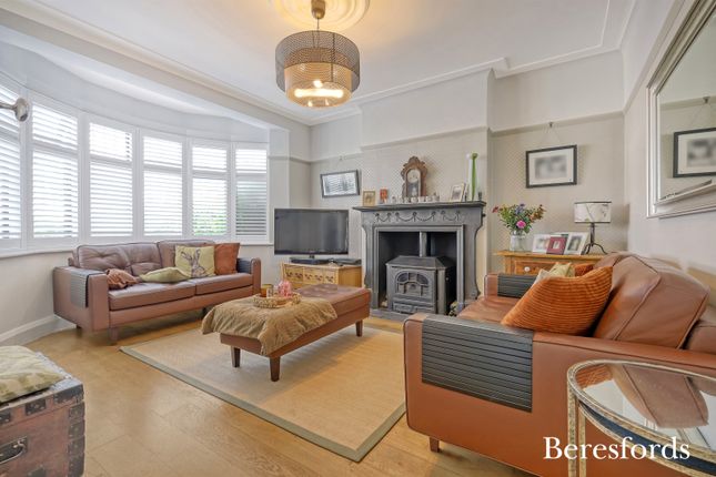 108, Corbets Tey Road, Upminster photo 4