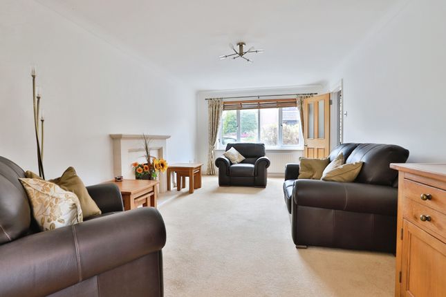 20, Sevenoaks Drive, Dorset photo 3
