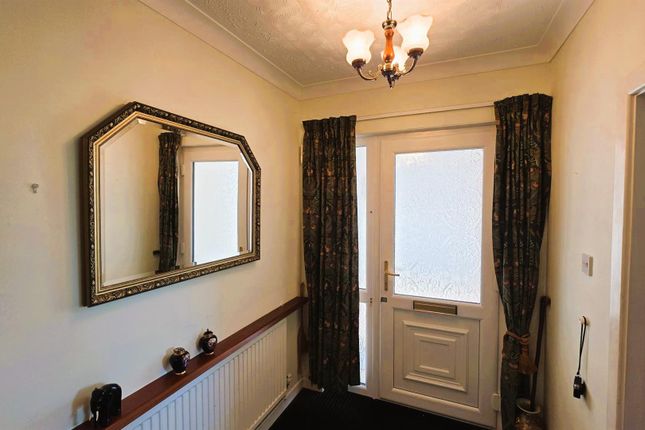 27E, Gwscwm Road, Burry Port photo 3