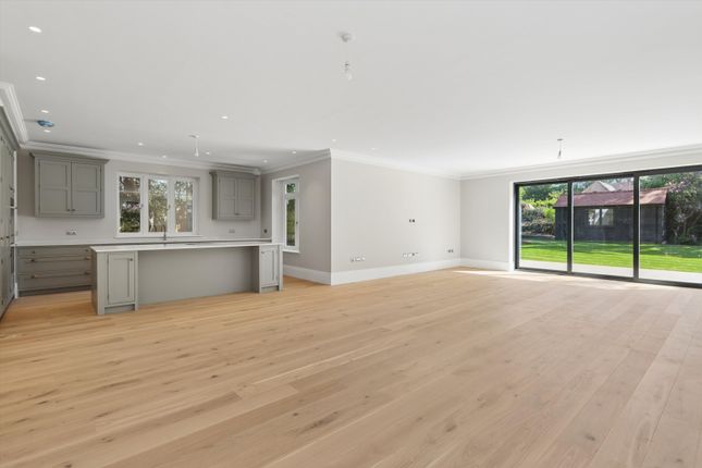 Cavendish Road, Weybridge photo 4