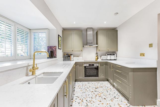 66 Halleys Ridge, Hertford photo 3