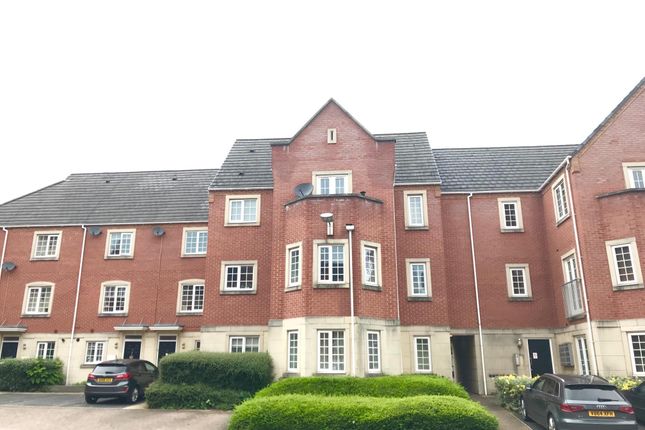 Thumbnail Flat to rent in Columbus Avenue, Brierley Hill