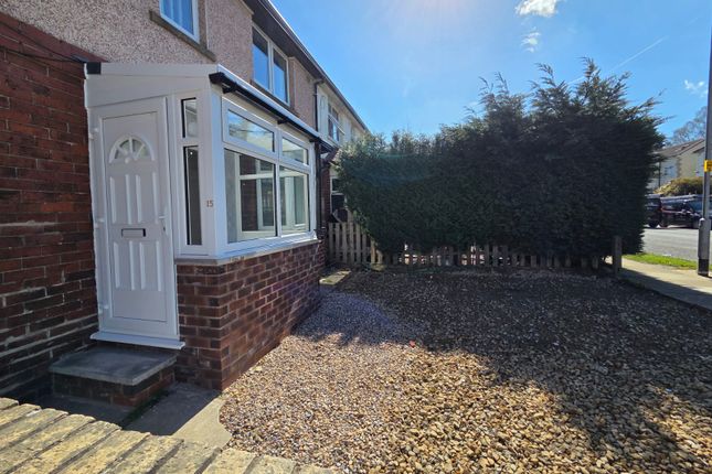 15 Chellow Grange Road, Bradford photo 3